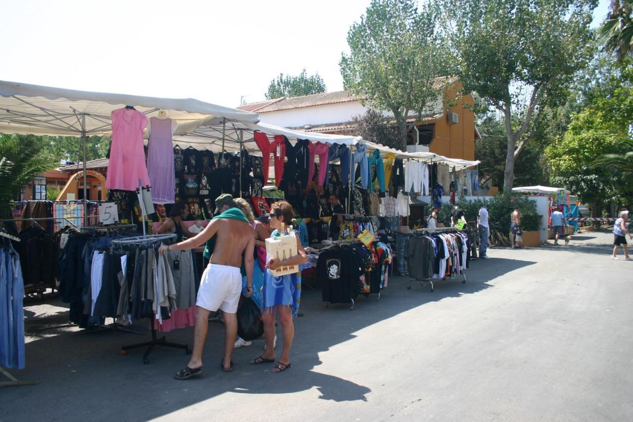 Vias-Plage Camping Les Salisses Quality Holidays Buitenkant foto